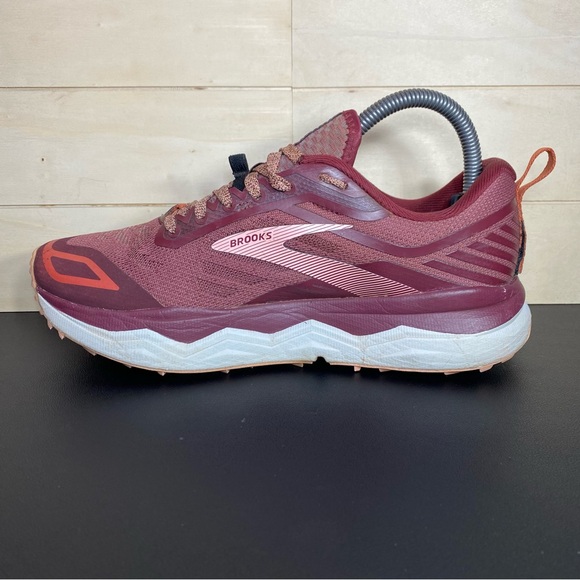 Brooks Caldera 4 Maroon Women's Size 7.5 Trail Running Shoes Sneakers B - Picture 4 of 11